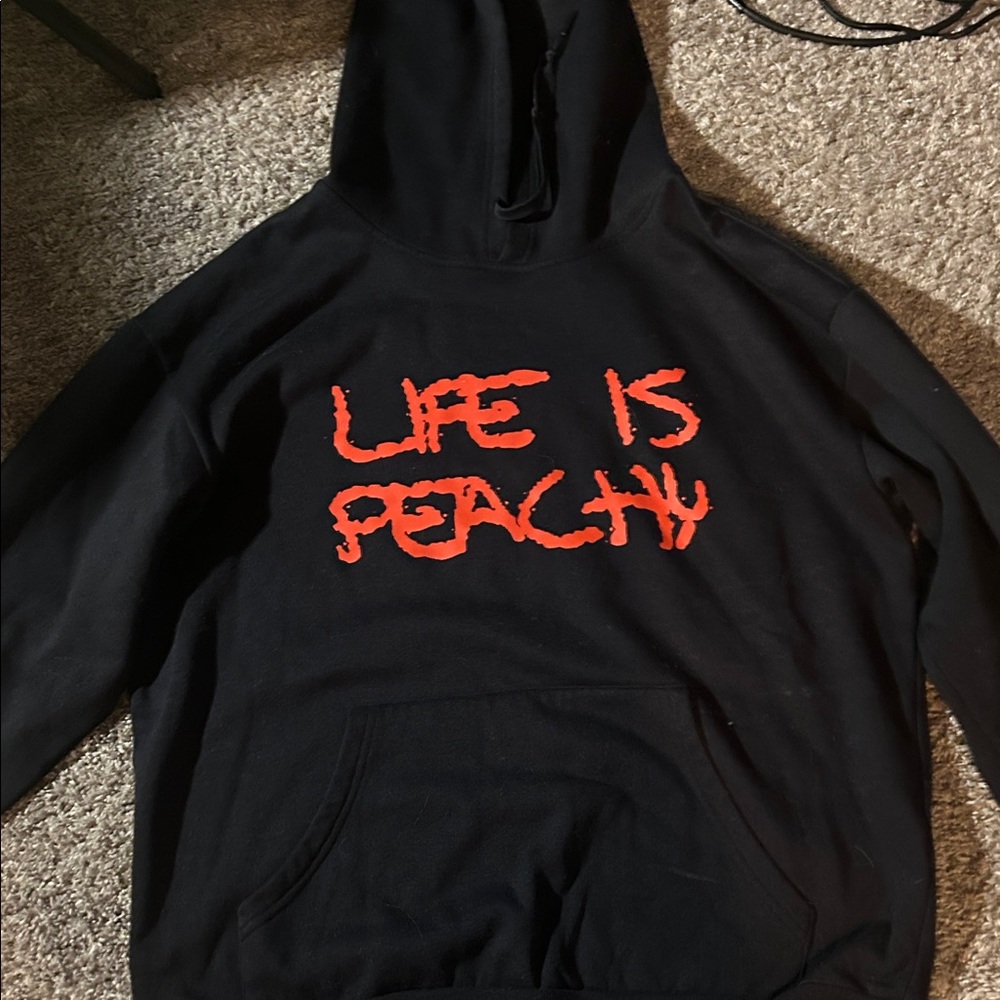 Black 'Life is Peachy' Hoodie